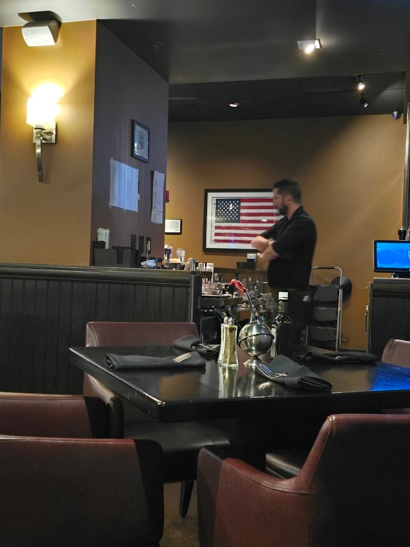 Operating Hours and Reservation Tips