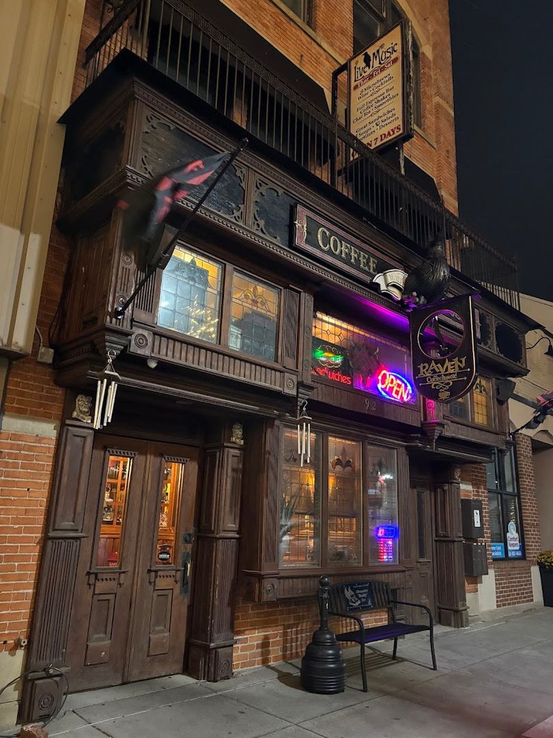 Why This Café Earns Its Place on Any Port Huron Itinerary