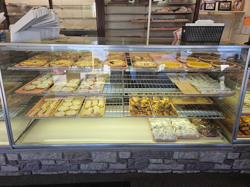 West Virginia – Spring Hill Pastry Shop (South Charleston)