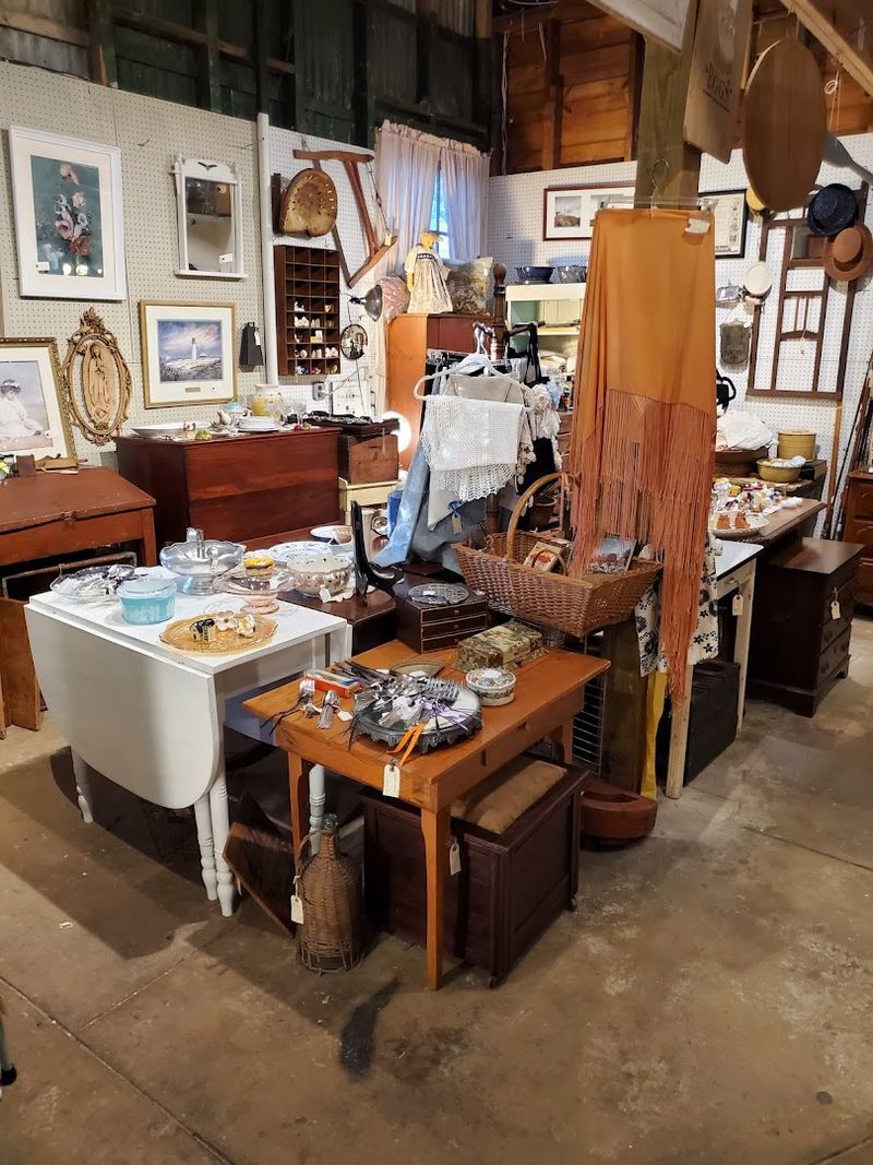 The Antique and Vintage Scene Worth Knowing About