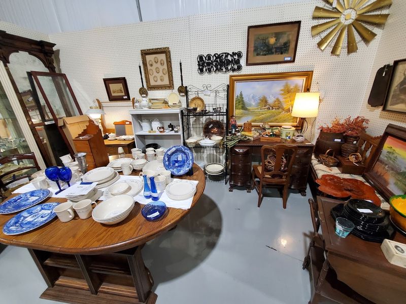 How Prices Compare to Other Antique Malls