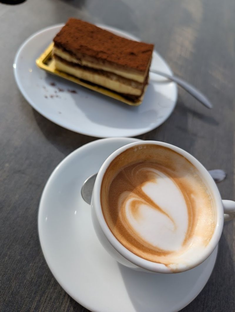 Operating Hours and the Best Days to Plan a Visit