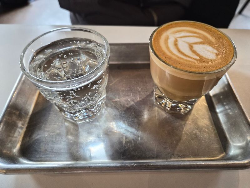 Friendly service without the performance