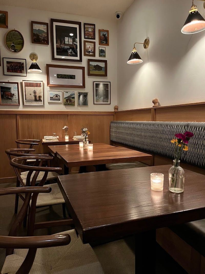 A Room That Earns Its Atmosphere