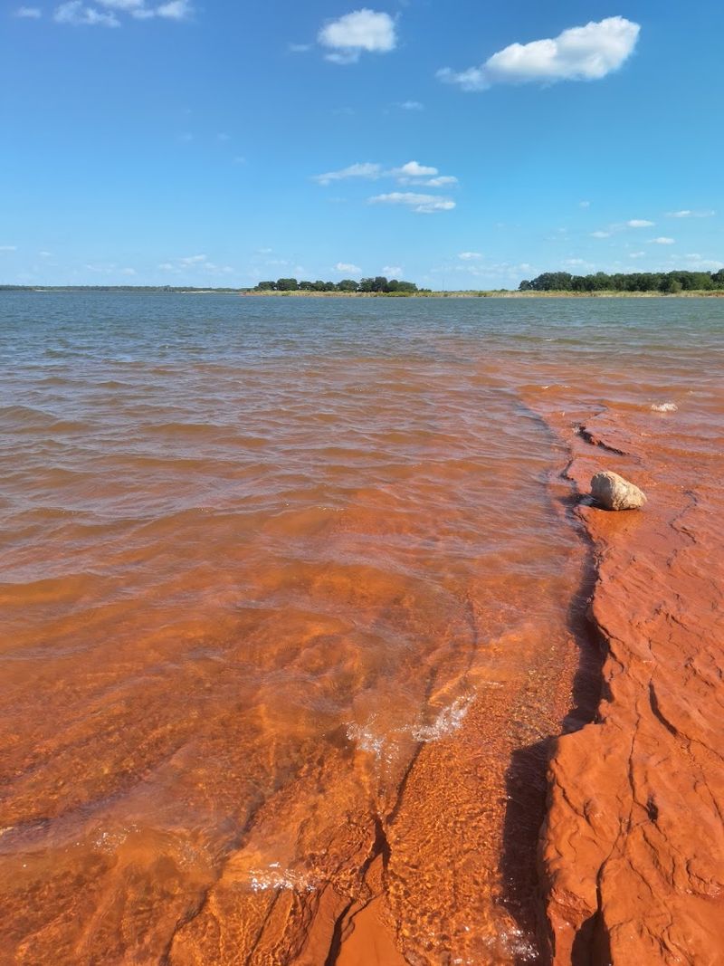 The Water Itself: What the Lake Looks Like Up Close