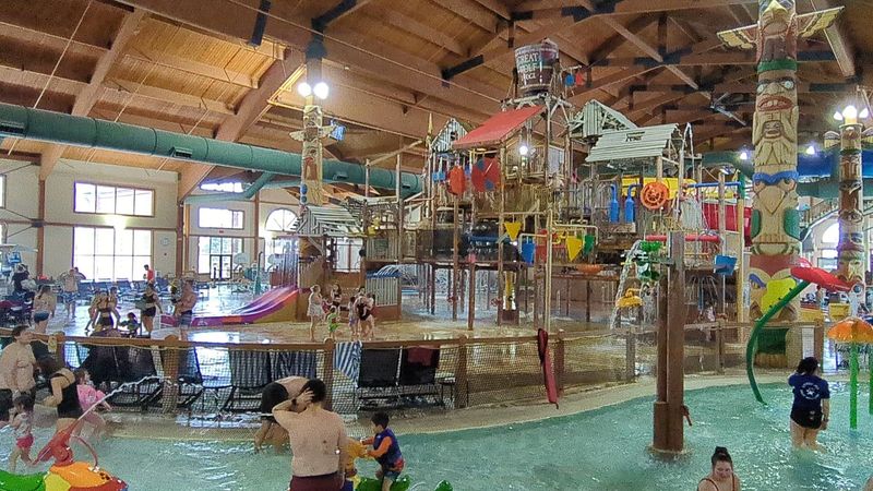 The Indoor Waterpark That Keeps the Fun Going in Any Season