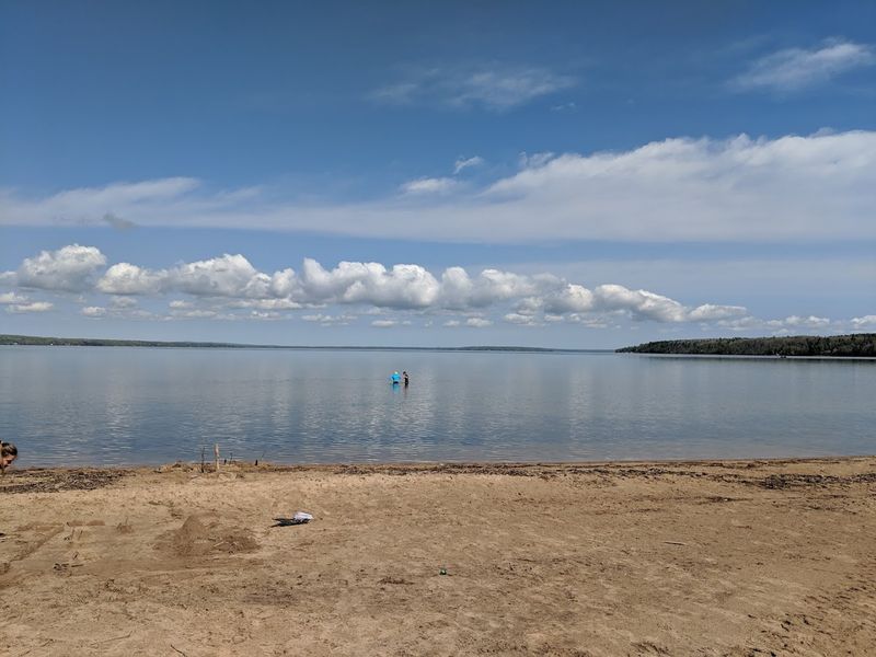 The Lake Itself: Size, Clarity, and Pure Wow Factor