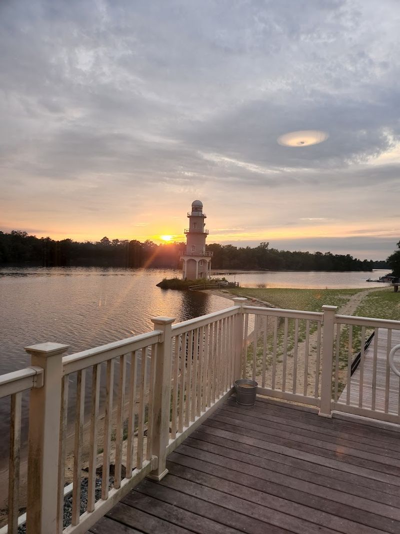 The Waterfront Path That Sets the Mood