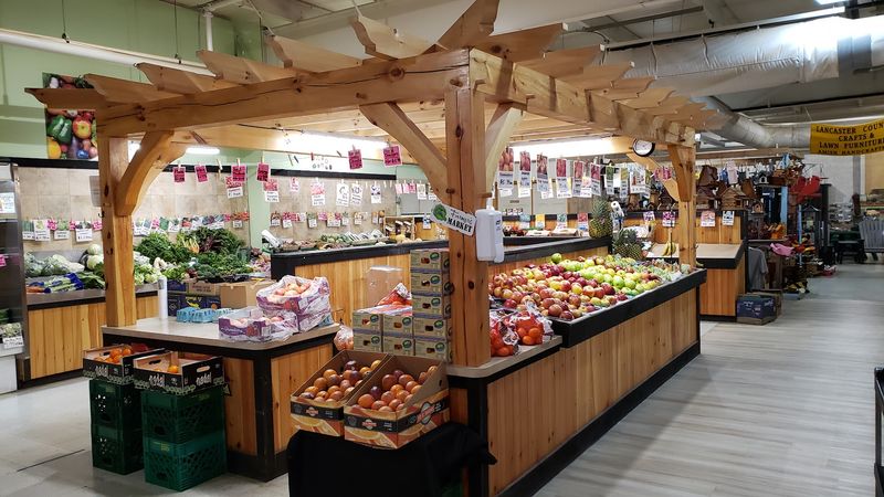 The Pennsylvania Dutch and Amish Roots Behind the Market