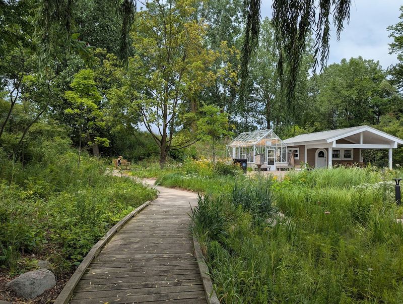 A Living Classroom Built Into the Landscape