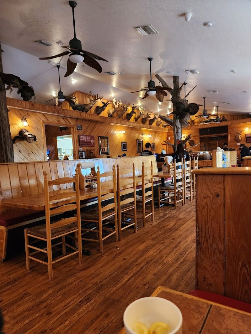 The Cabin-Style Atmosphere That Sets the Mood