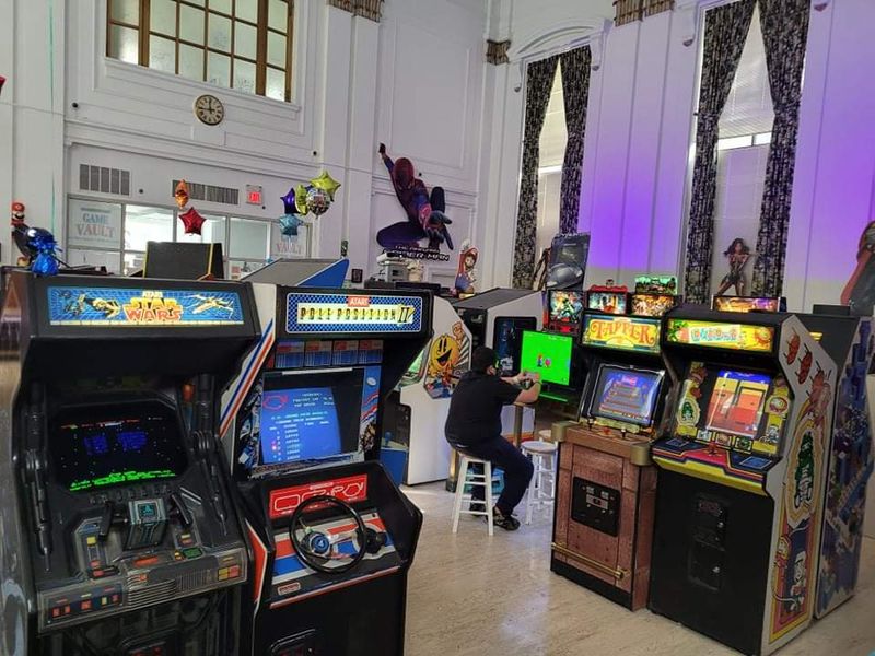 Hours, Availability, and When to Visit