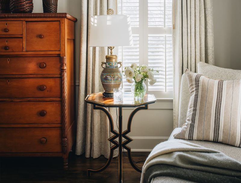 The Library, Common Rooms, and Cozy Corners Worth Discovering