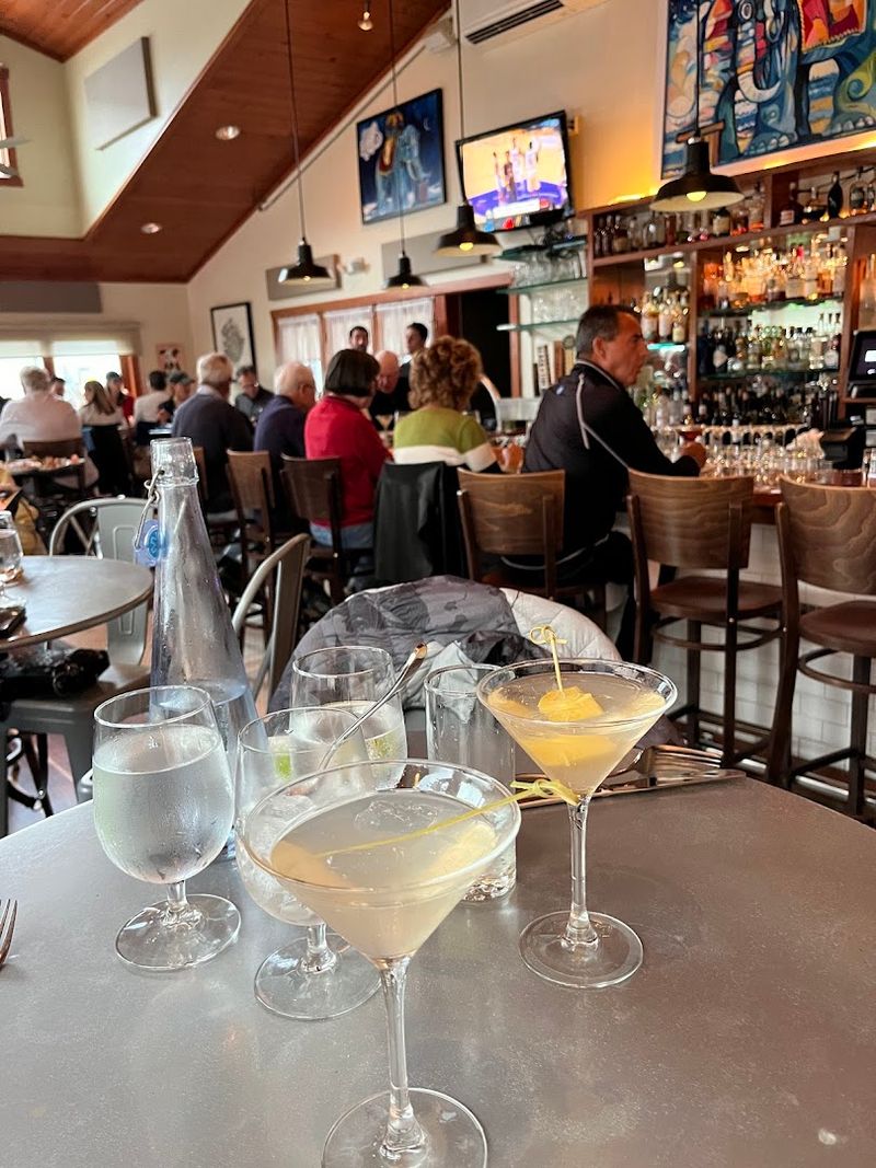 The Happy Hour That Draws Its Own Crowd