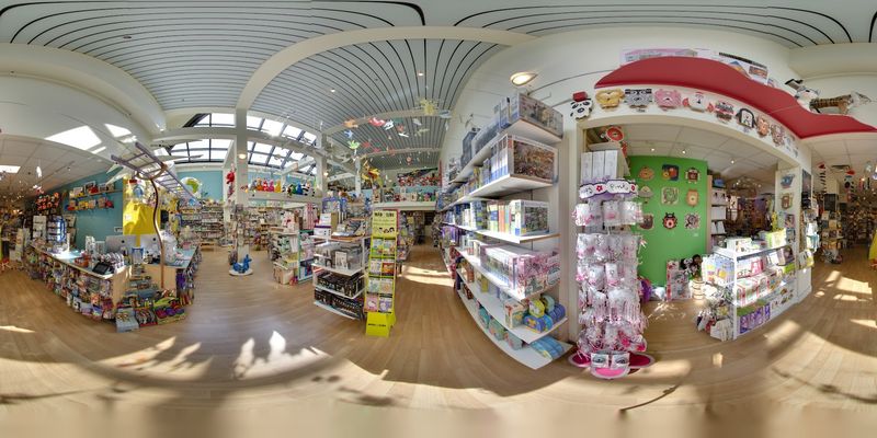 Shopping From Across the Globe