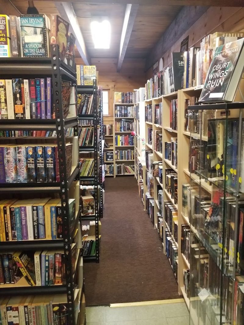 How Second Time Books Compares to Bigger Names