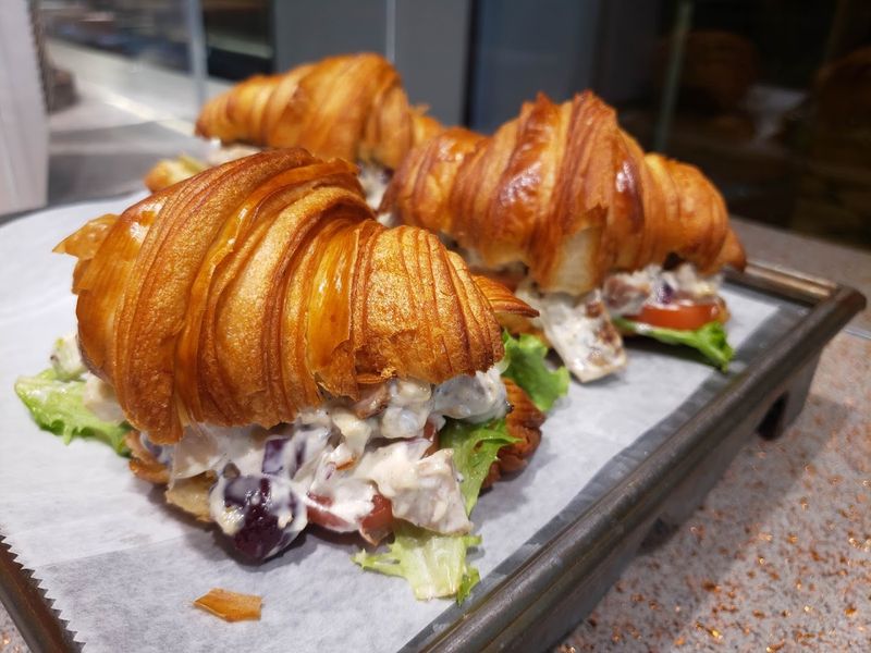 Breakfast that starts strong