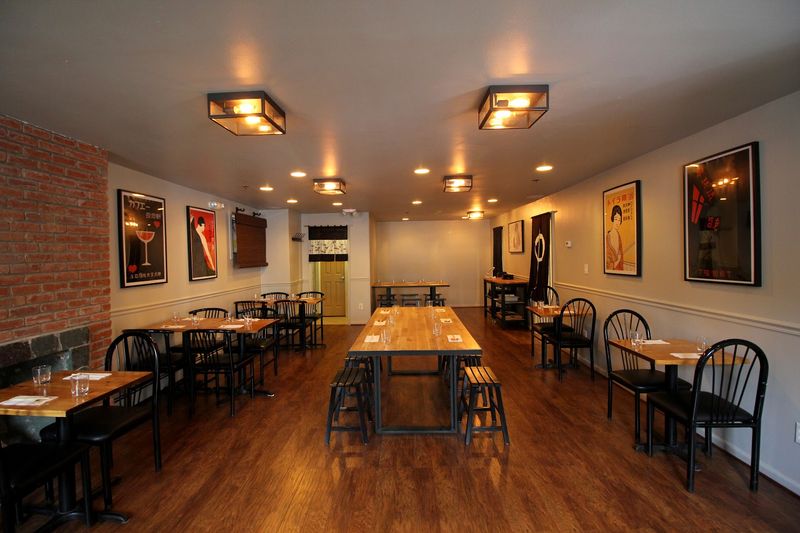 A room with restraint