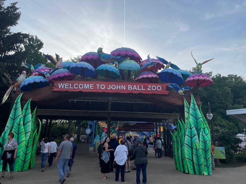 Tickets, prices, and the smart way to book