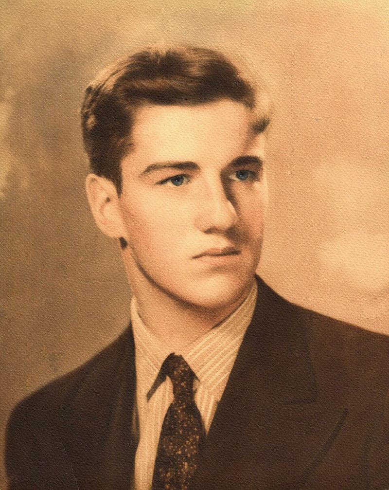 Fred Baur's Ashes Buried in a Pringles Can