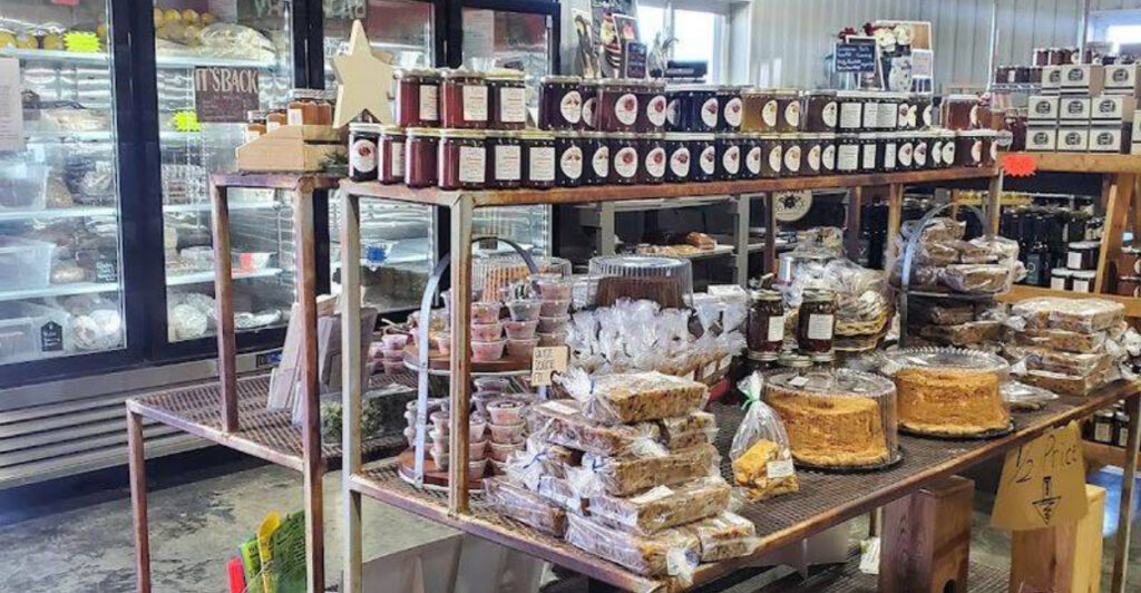 You Can’t Miss These Cinnamon Rolls on Oklahoma’s Route 66