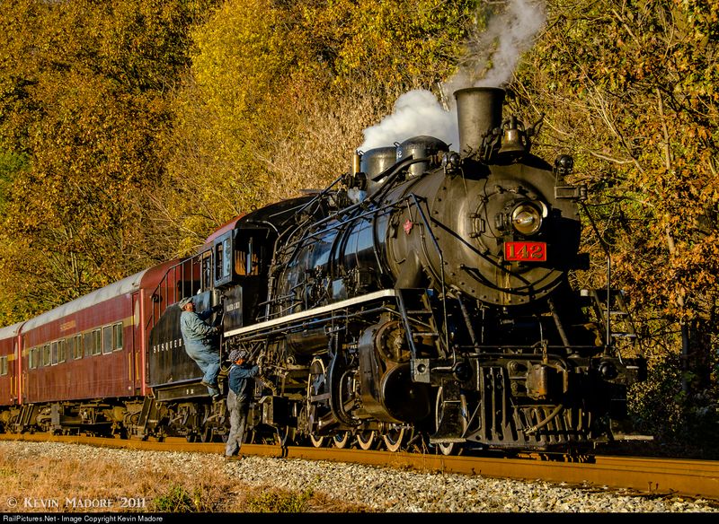 Delaware River Railroad Excursions In Phillipsburg
