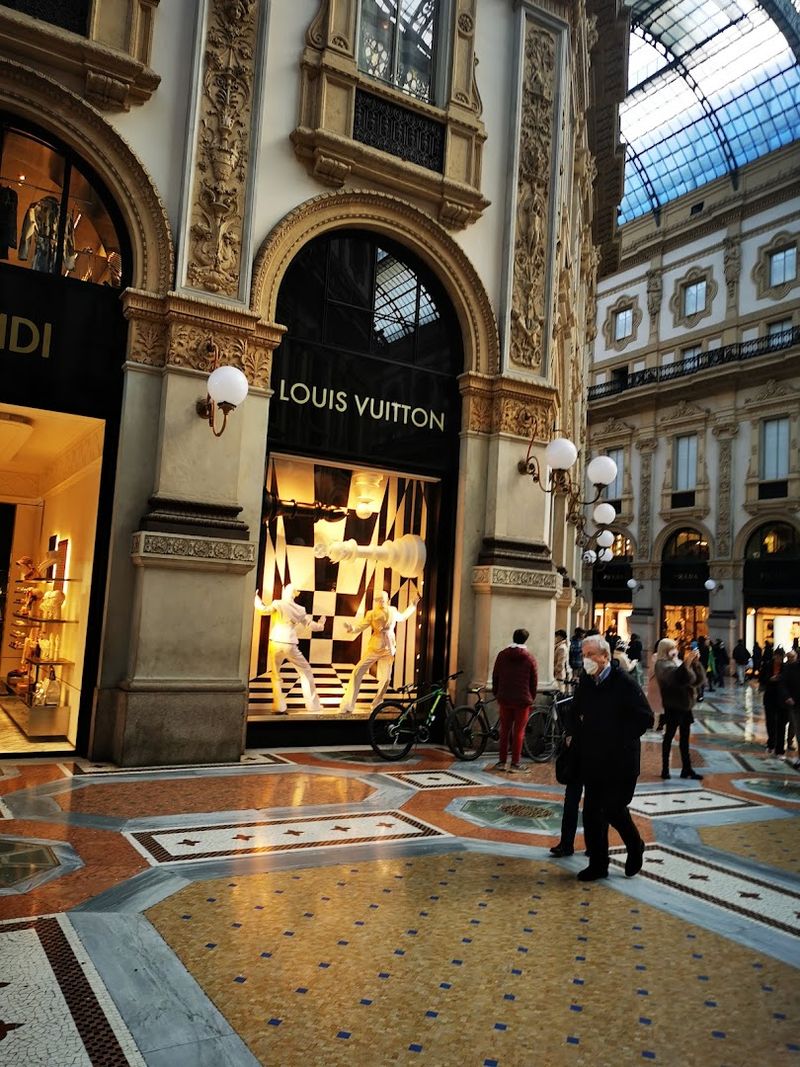 Galleria Vittorio Emanuele II – Milan