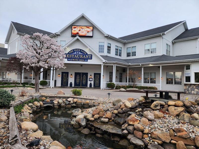 Blue Gate Restaurant & Bakery — Shipshewana