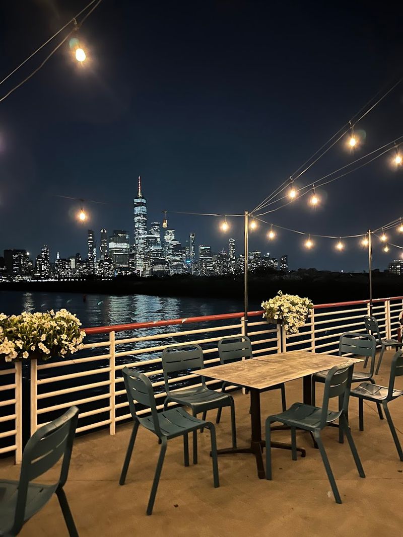 Battello, Jersey City, New Jersey