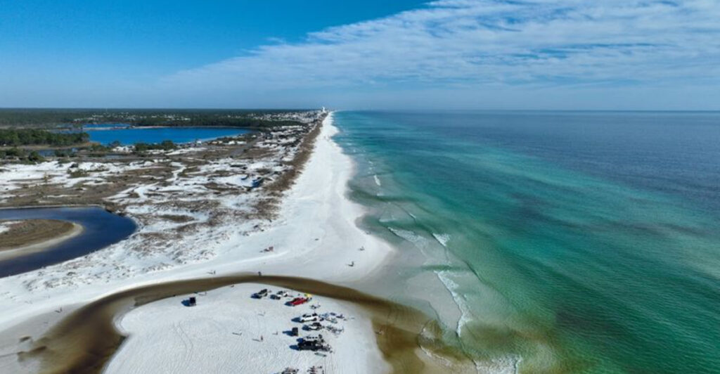 11 Best Beach Campgrounds in Florida (Steps From the Ocean)