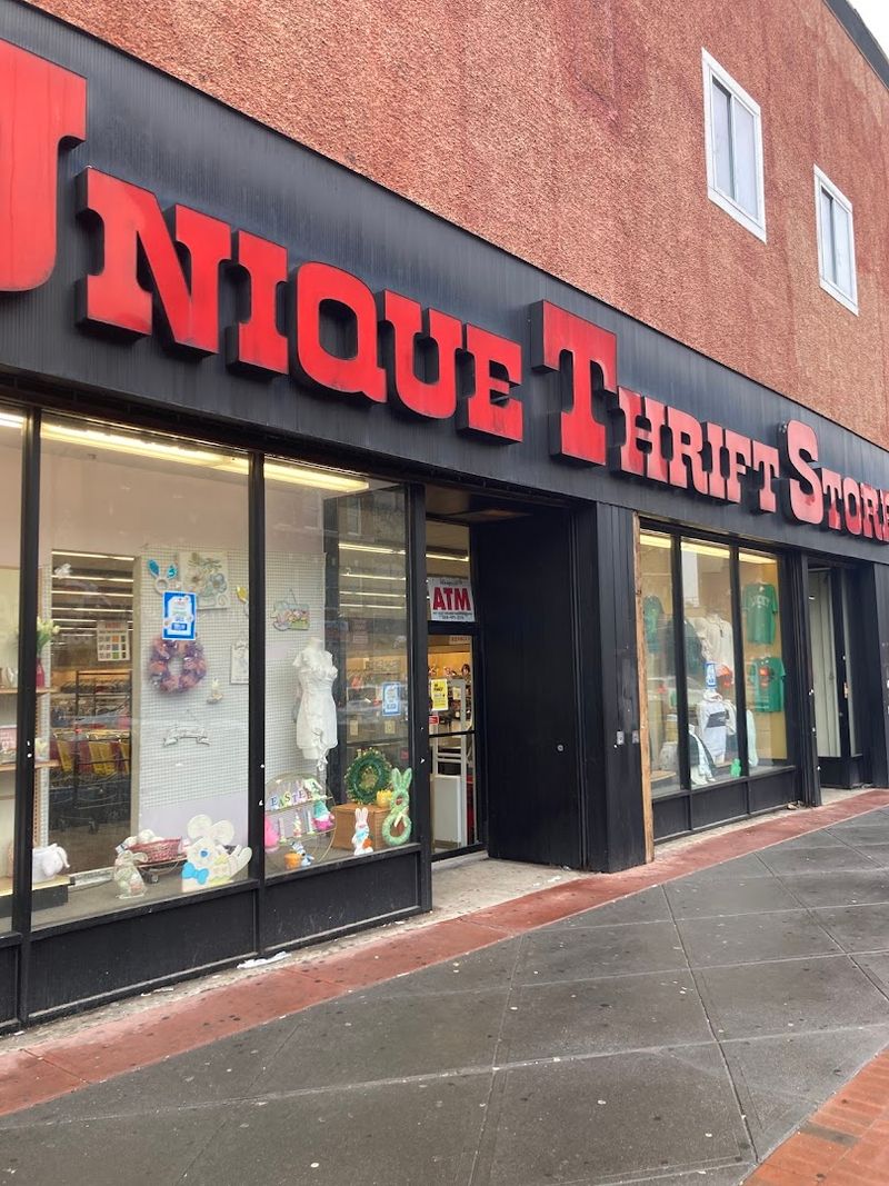 MyUnique Thrift — Elizabeth