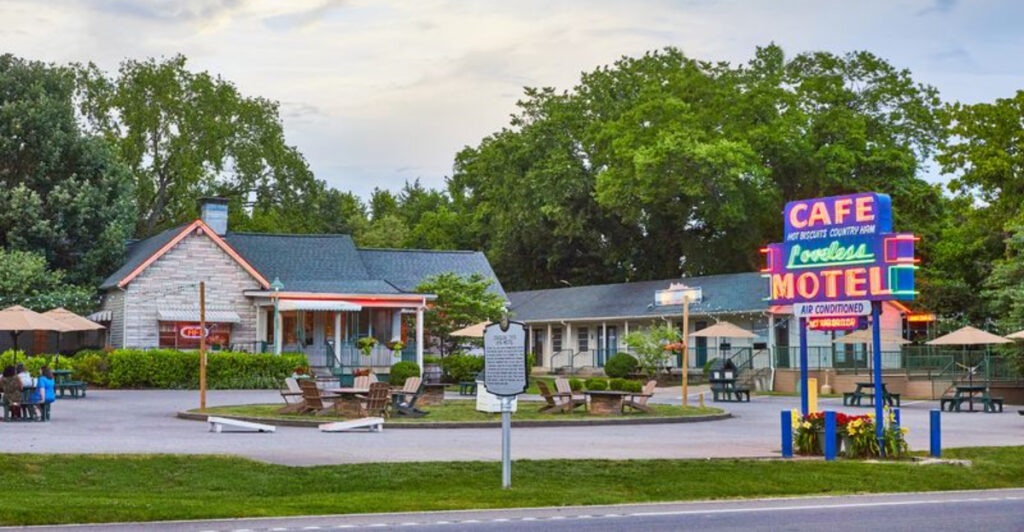 12 American Restaurants That Turn a Road Trip Into a Much Better Story