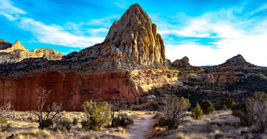 12 Beautiful Places in America for Travelers Who Want Big Scenery