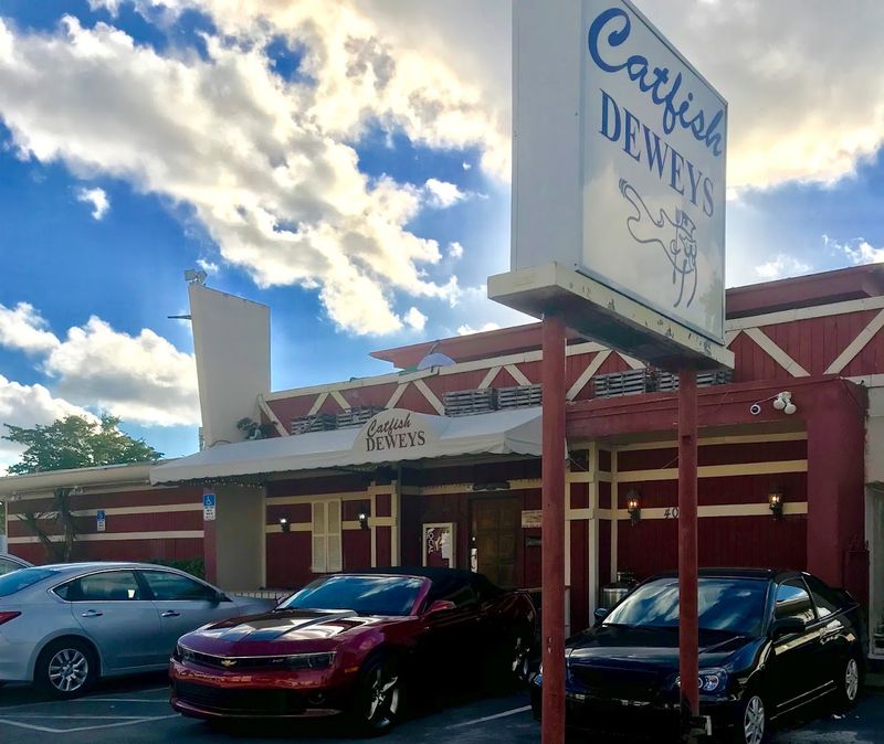 Catfish Deweys - Fort Lauderdale