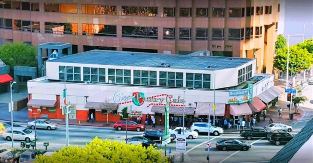 12 Famous Restaurants That Burned Down – and Came Back Stronger