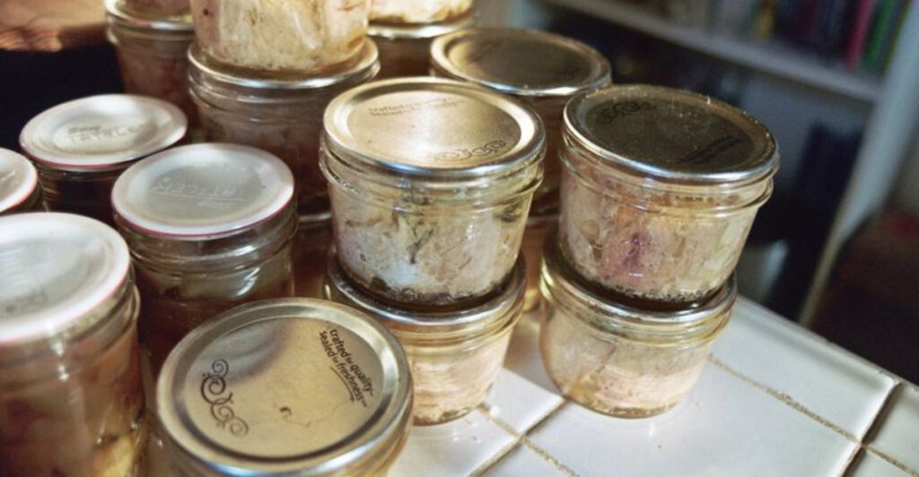 12 Foods People Eat in Jail That You Probably Have at Home Right Now