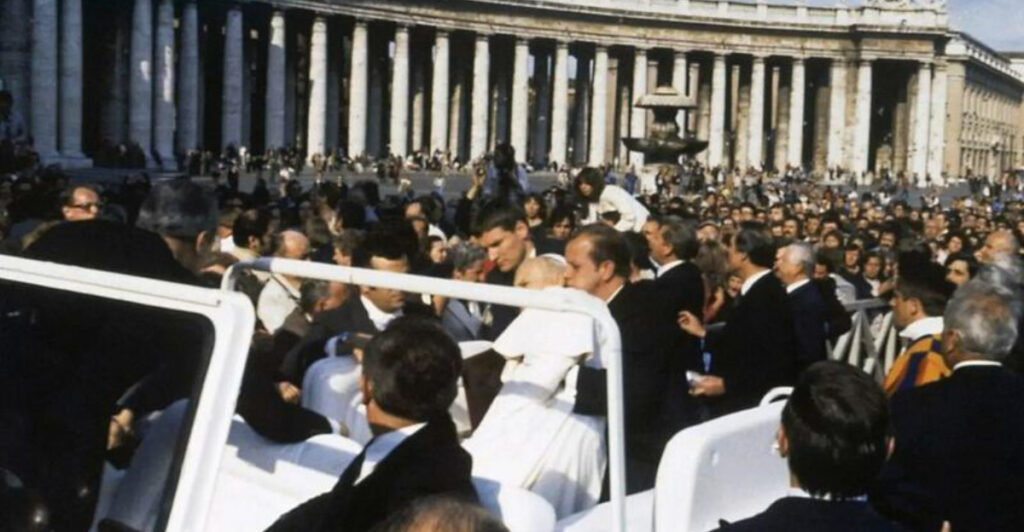 13 Assassination Attempts That Nearly Changed History