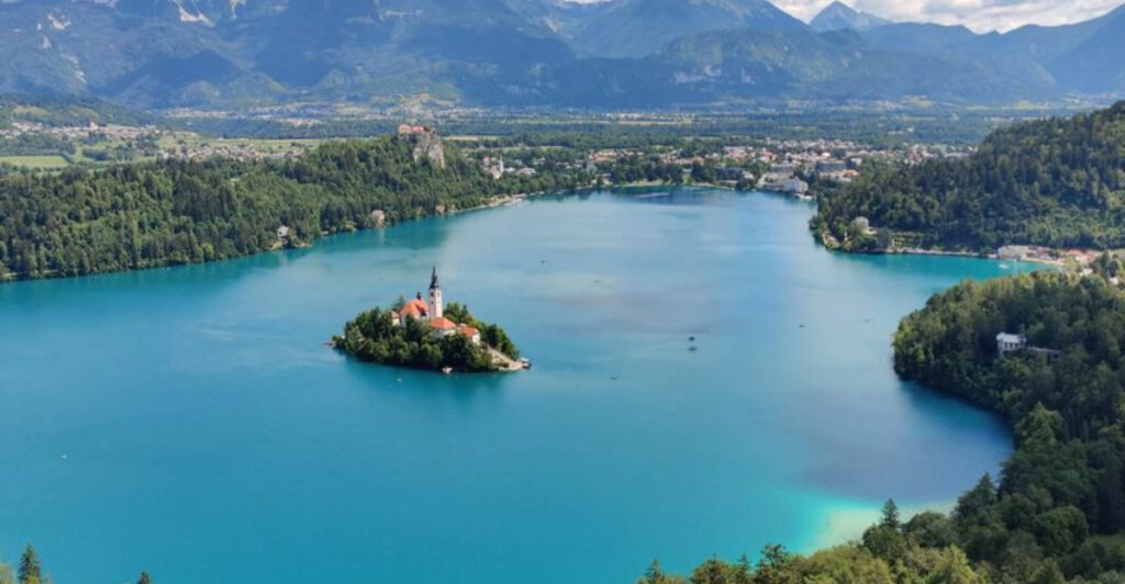 13 European Destinations That Are Better in Spring Than Summer