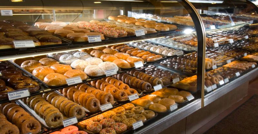13 Iconic Donut Shops in Colorado Serving Sweet Perfection for Decades