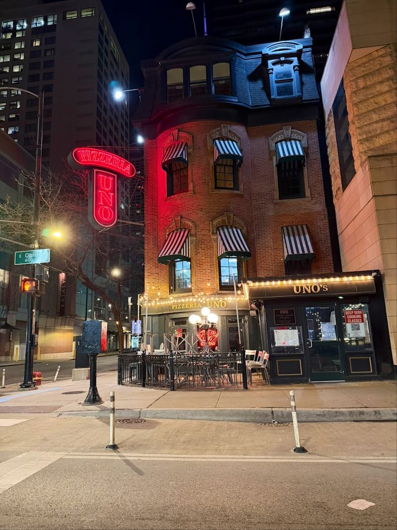 Pizzeria Uno — Chicago