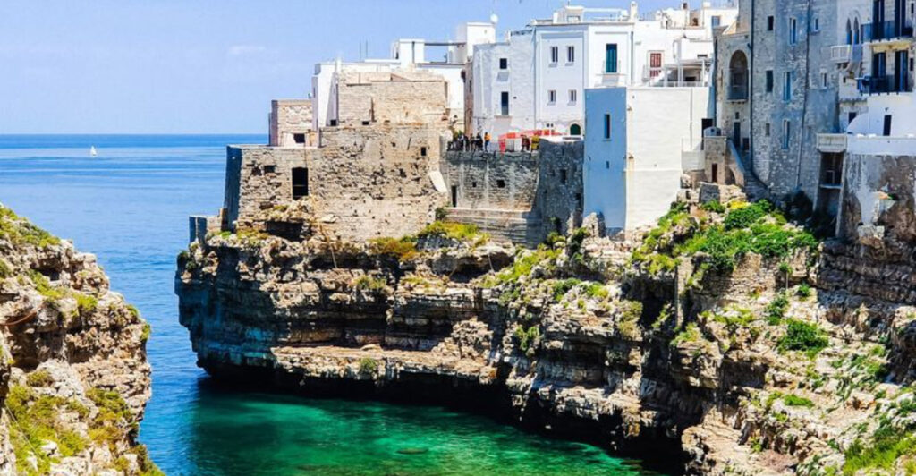 13 Italian Beach Towns That Experts Recommend for Your Next Trip