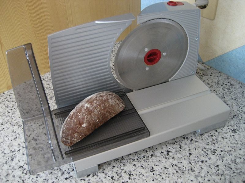 Manual Bread Slicer Guide