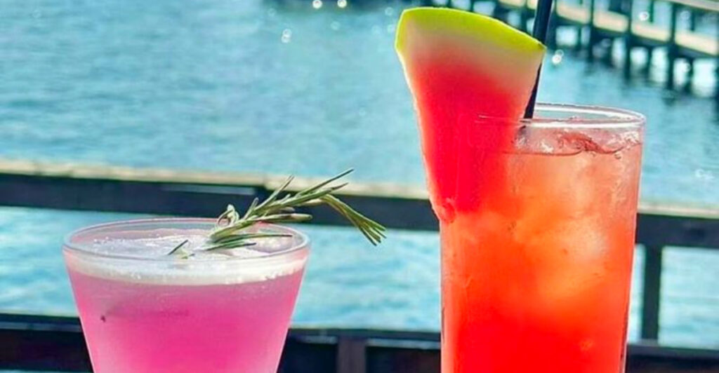 13 North Carolina Waterfront Restaurants With Views Worth Staying For