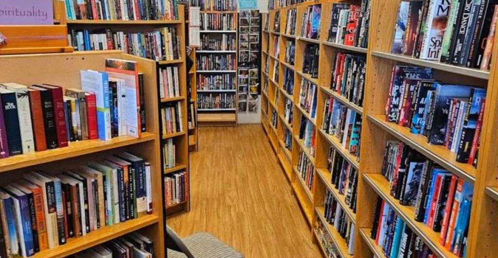 13 Secondhand Bookstores In Arizona Every Book Lover Should Visit