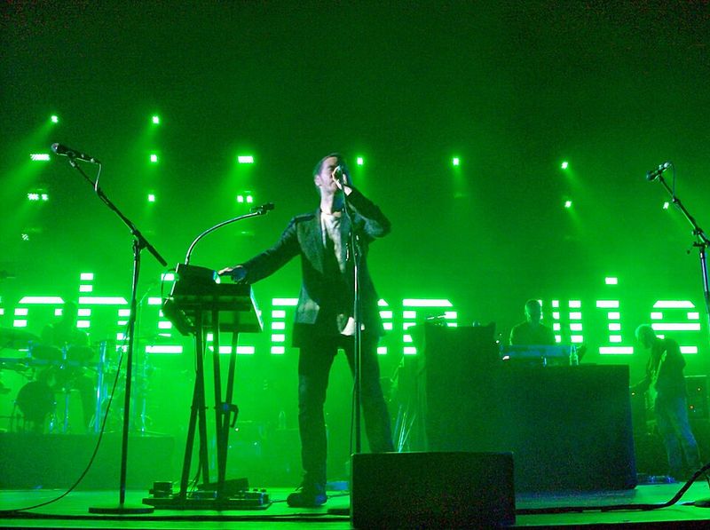 Massive Attack – Teardrop (1998)