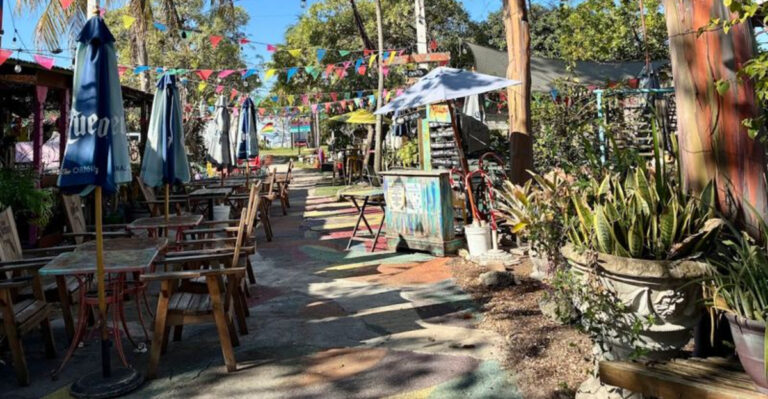 13 Unique Cafés in Florida That Turn Coffee Runs into Unforgettable Experiences
