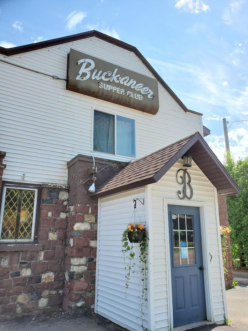 Buck-A-Neer Supper Club — Stratford