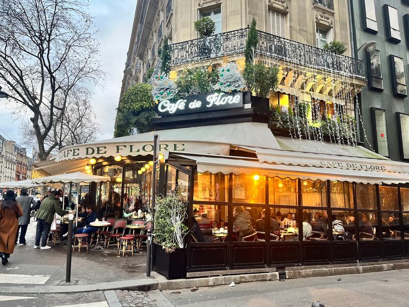 Café de Flore - The Left Bank Classic