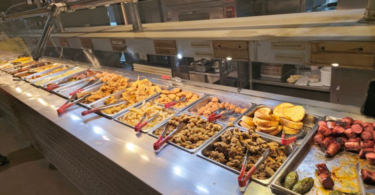 15 Best All-You-Can-Eat Spots in Tennessee for Comfort Food