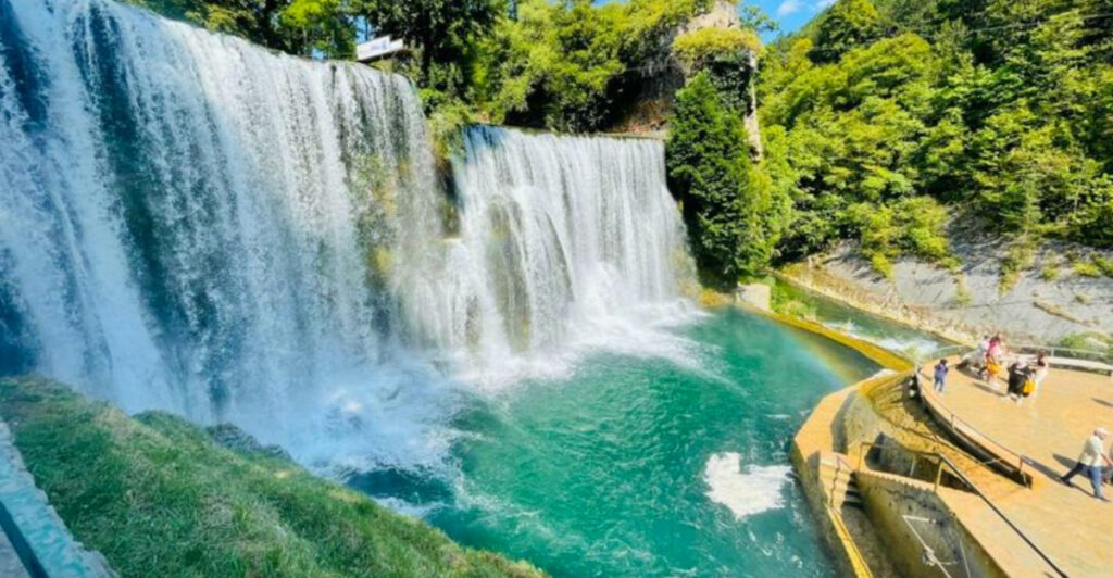 15 Breathtaking Places in Bosnia and Herzegovina Worth the Trip